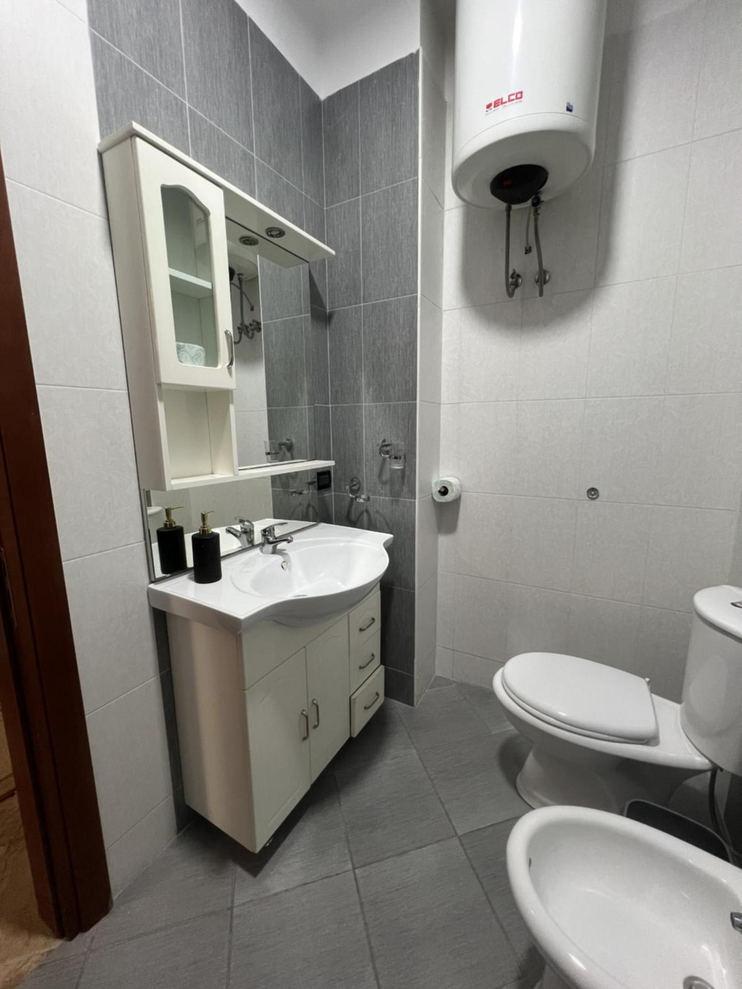 Elly Apartment Durrës Exterior foto